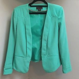 NWOT Green Blazer